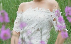 朋友人妻翘臀迎接我粗大撞击